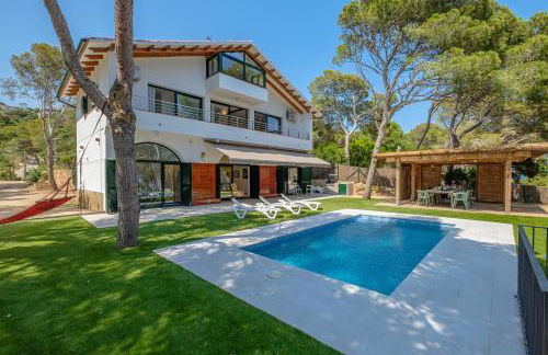 Villa Can Reig Tamariu, next to the beach - Foto 1