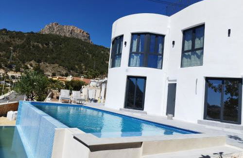 Modern luxury villa Paradise - Photo 1