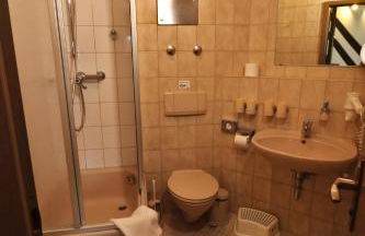 Apartment 16 - Ferienresidenz Roseneck, Galeriewohnung, mit Schwimmbad in Todtnauberg bei Feldberg - Foto 10