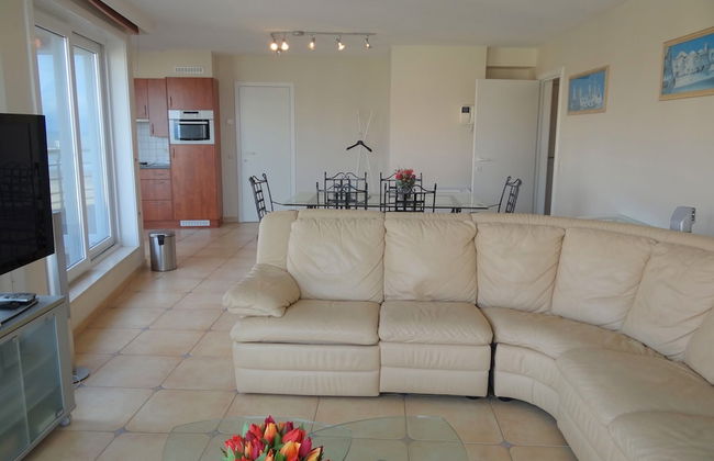 Apartment Nieuwpoort With Stunning Sea Views - Photo 1