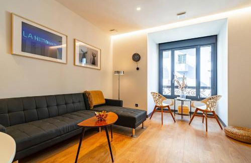 Edificio Fénix by Plaza Mayor Apartamentos - Photo 41