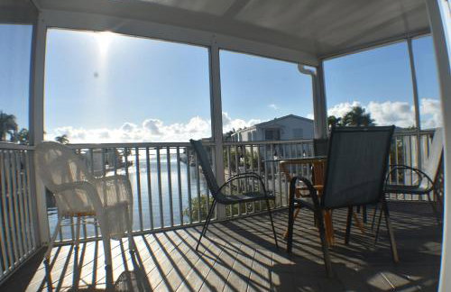 Pelican's Roost, Waterfront comfort at Venture Out - Foto 34