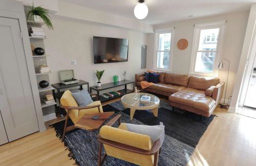 Stadium Armory Stay - 3 Bedroom - Foto 2