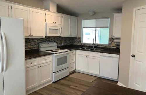 748P Z2b VILLAGE OF DEL MAR by REMAX Premier - Foto 17