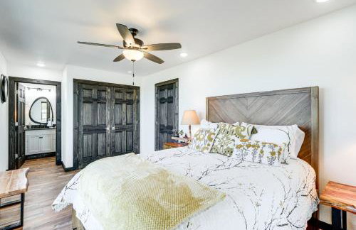 Arkansas Retreat with Deck, Fire Pit and Mtn Views! - Foto 15