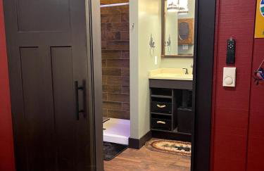 Twin Oaks Cabin at Linville, Private, New remodel - Foto 11