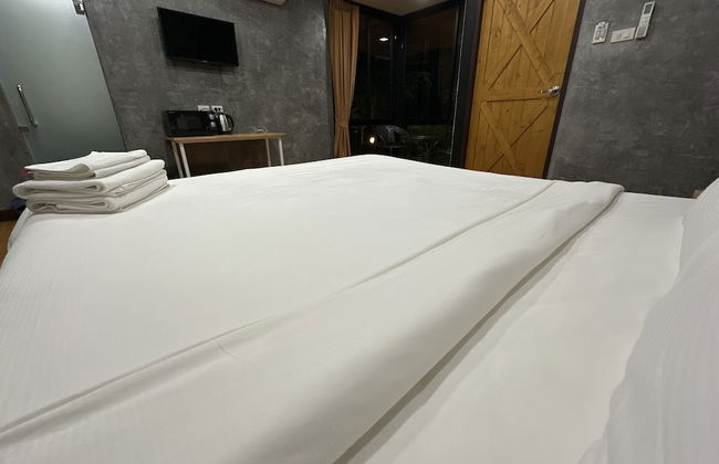 The Beatles Lagoon - Photo 13