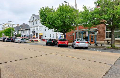 Walk to Downtown and Beach Ocean Grove Apartment! - Foto 17