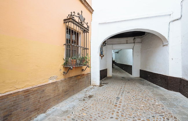 Luxurious Apartment with Patio and Pool - Foto 41