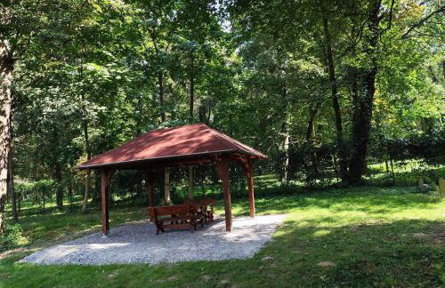 Mieszkanie w Oficynie Pałacu Goetza BRZESKO - Photo 2