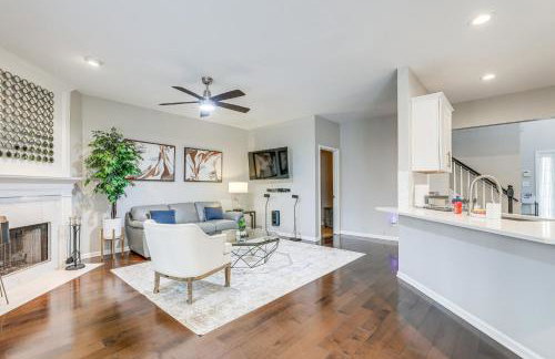 2 Mi to Suwanee Town Center Spacious Townhome - Foto 6