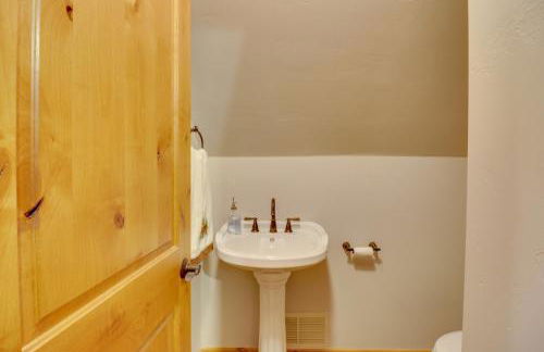 Enchanting Glacier Park Getaway by Flathead Lake! - Foto 24