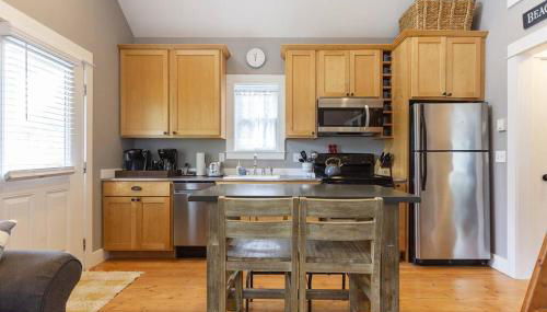 Seabrook 2 Bedroom cottage with hot tub, pets OK - Foto 5