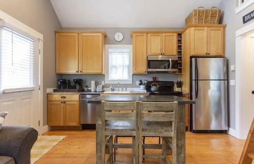 Seabrook 2 Bedroom cottage with hot tub, pets OK - Foto 5