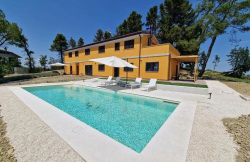 Casale Medi - Nuove ed eleganti case con giardino, vista e piscina condivisa - Foto 1