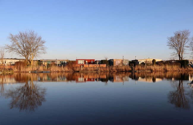 Chalet Gaby With Sauna, Private Dock, and Canoes at Lauwersmeer - Photo 15