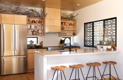 Neutra Home Joshua Tree Luxury Retreat Pool and Spa - Foto 12