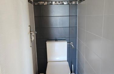 Idéal long séjour, Souvenirs de Provence,T2 classé, vue sur les montagnes, toutes commodités! - Foto 32