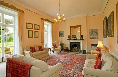 Newcourt Manor - Foto 21