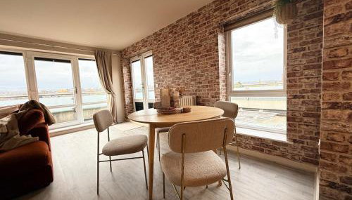 Luxury 2bed Sleeps 4 Flat Nr White Rose w Free Parking, Desks and Fast WiFi - Foto 5