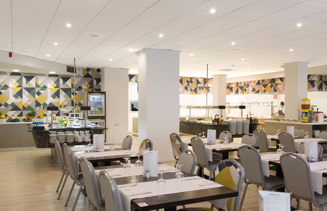 Aparthotel Acuasol - Photo 47