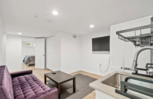 Negin 2903 - Basement Unit - Foto 11