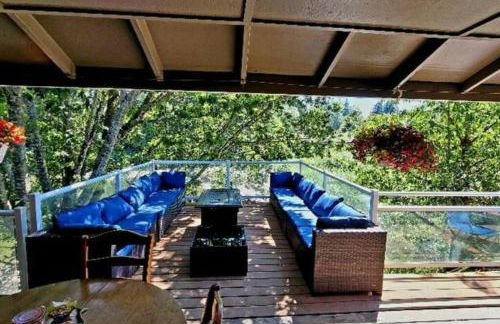 Tranquil Riverfront Retreat - Foto 67