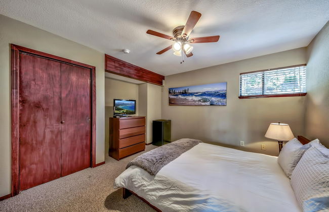 Mv49 Lake Tahoe a Block From the Caverock Beach - Foto 4