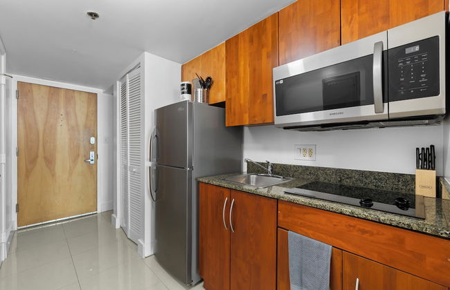Modern Condos Available in Brickell - Photo 40