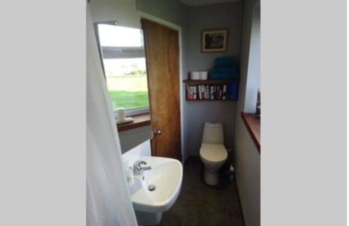 Little Trenoweth, apartment with rural country views near Saltash - Photo 10