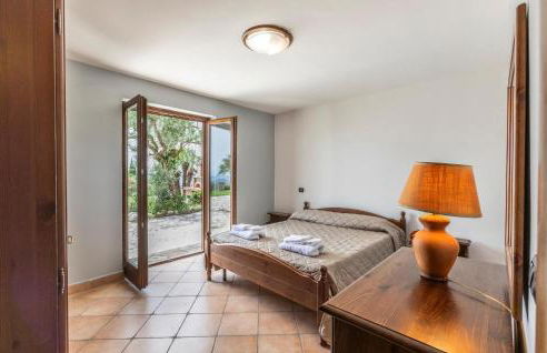 7 Bedroom Stunning Home In Caiazzo - Foto 5