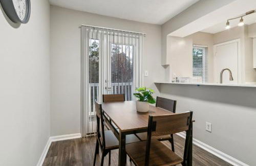 Halsten at Vinings 4203 Spacious 2 Bed 15 bath - Foto 4