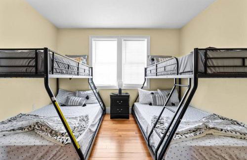 555-2 6BR Quincy - Spacious Apt near Perry Beach - Foto 28