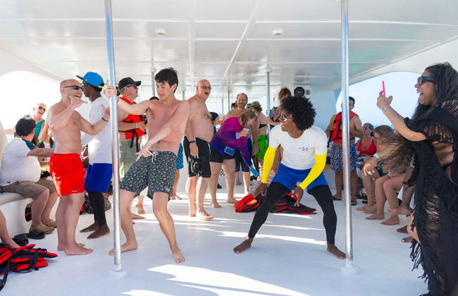 Fiesta en catamarán por Punta Cana - Foto 5