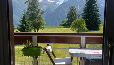 Panoramic Mountain View Apt, 65m2 with Parking, 6 guests - Photo 1
