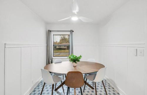 Modern King Bed 5 mins to Downtown - Foto 3