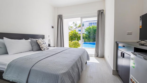 Beachfront 7BR Villa With Pool Maid Los Corales - Foto 2, Habitación