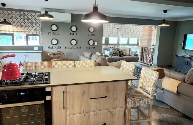 Hornbill Family Suites - Photo 35