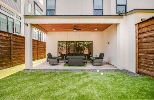 Uptown Modern with Private Patio & 1Gbps Wi-Fi - Foto 18