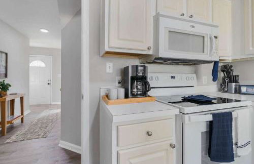 Near NC State Campus & Downtown - The Maple Marvel - Foto 21