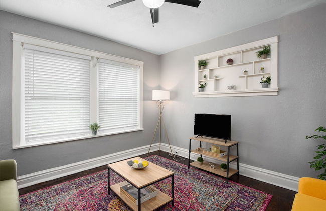 Central Garden Getaways Corp Rentals by NamaStay - Photo 26