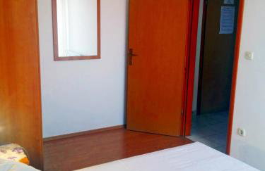 Apartments Eugen Pedisić - Photo 18