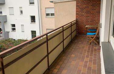 Bright 2BR Family-friendly Home -BASF - Free Parking - Super Fast WIFI - Foto 23