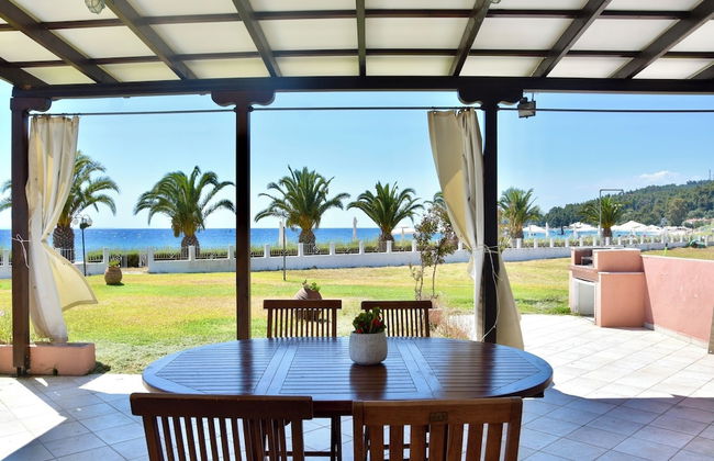 Stunning Beachfront Villa for Rent - Foto 28