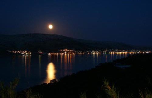 Salt & Stone Villa - Photo 46