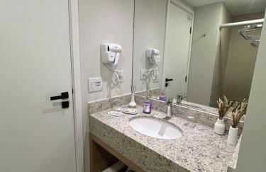 Uni Home 405 - COM ESTACIONAMENTO GRATUITO - Studio moderno e novo perto do MAC - Boa Viagem - Foto 37