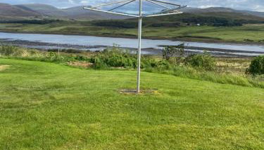 Almondbank Cottage - 2 Bedrooms, 8 miles from Portree Earlier check-in at 2pm - later departure time of 11am - Foto 5