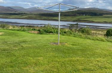 Almondbank Cottage - 2 Bedrooms, 8 miles from Portree Earlier check-in at 2pm - later departure time of 11am - Foto 5