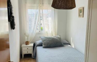 Apartamento con terraza y piscina en Malgrat de Mar - Foto 9