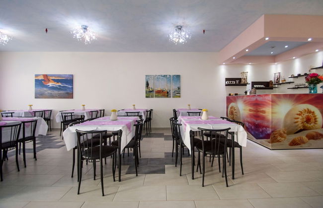 Anatoli Hotel - Photo 2